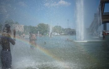 Οι Γάλλοι «ανακάλυψαν» τα κλιματιστικά: 30.000 συσκευές σε ένα 24ωρο – Ψάχνουν για λύσεις «Made in Greece»