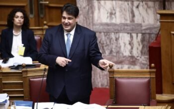 Μετωπική στη Βουλή για την κατάργηση του β’ γύρου στις αυτοδιοικητικές εκλογές