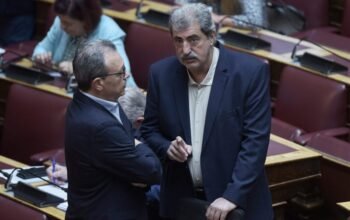 Ο διαλύτης Τσίπρας φέρνει σε υπαρξιακή κρίση τους πρώην «συντρόφους» στον ΣΥΡΙΖΑ