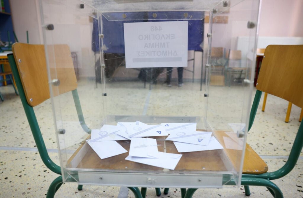 Τέλος ο β’ γύρος στις αυτοδιοικητικές εκλογές – “Πέρασε” κατά πλειοψηφία το νομοσχέδιο Λιβάνιου