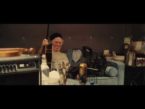 Συνεργασία Rolling Stones με Ρόμπερτ Σμιθ (The Cure) και Άνια Τέιλορ Τζόι (+video)
