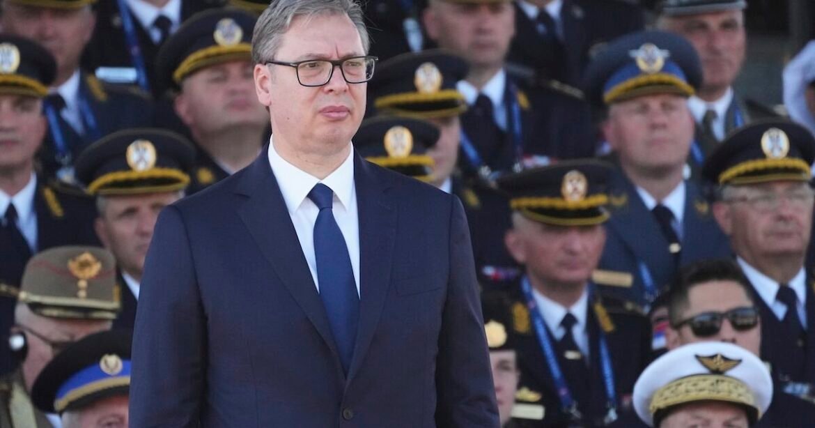 Σερβία: Ο Βούτσιτς προανήγγειλε την παραίτησή του από την Προεδρία της χώρας