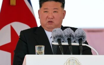 Γιατί ο Κιμ Γιονγκ Ουν δεν μιλά ποτέ για τη μητέρα του – Το οικογενειακό μυστικό που τον απειλεί