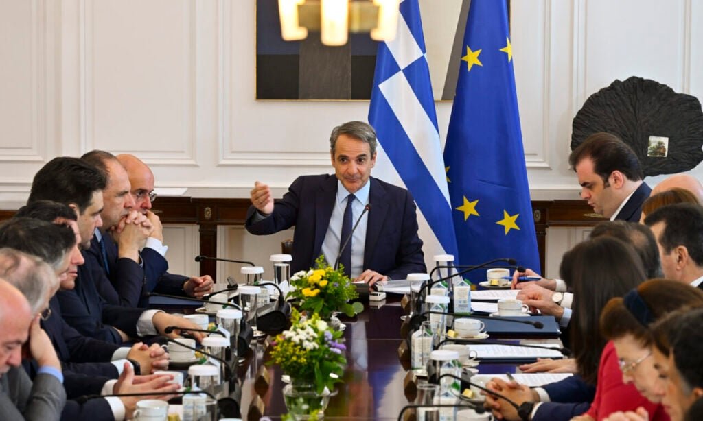Υπουργικό: Η κυβέρνηση «κάνει ταμείο» και χαράσσει τον οδικό χάρτη του β’ εξαμήνου