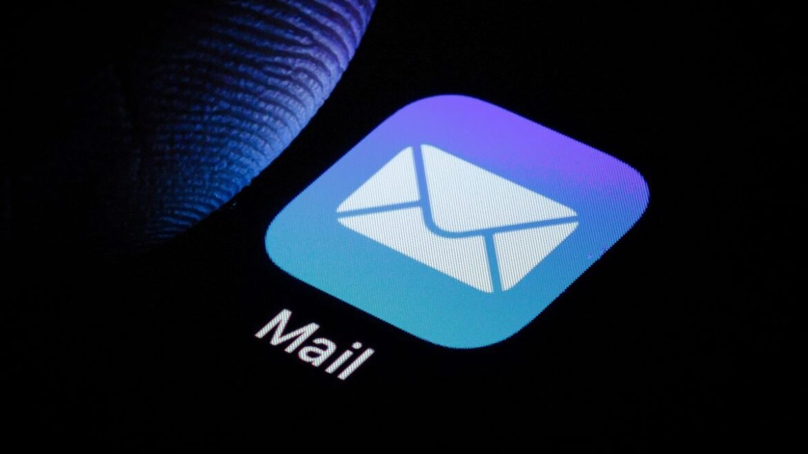 Φιάσκο με το «Hide My Email» της Apple: Αντί να κρύβει την πραγματική σας διεύθυνση, την «σερβίρει» σε χάκερς