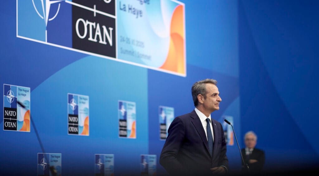 Με «όπλο» τις αμυντικές δαπάνες η Ελλάδα στη Σύνοδο του ΝΑΤΟ