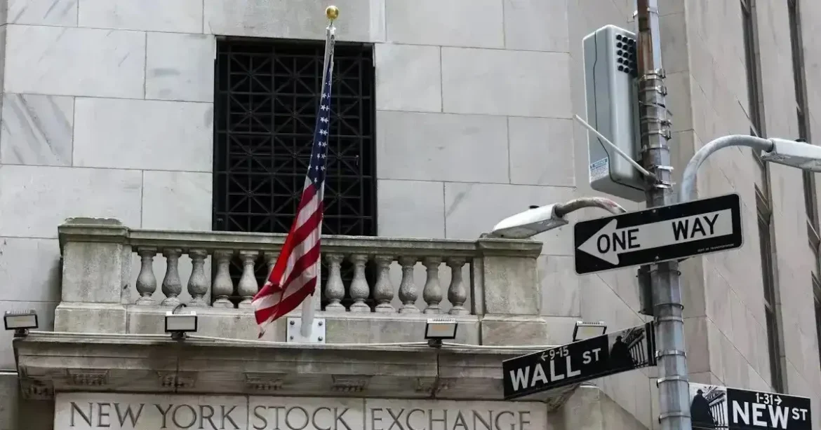 Wall Street: Κράτησε θετικό πρόσημο παρά το «ομιχλώδες τοπίο» στη Μέση Ανατολή