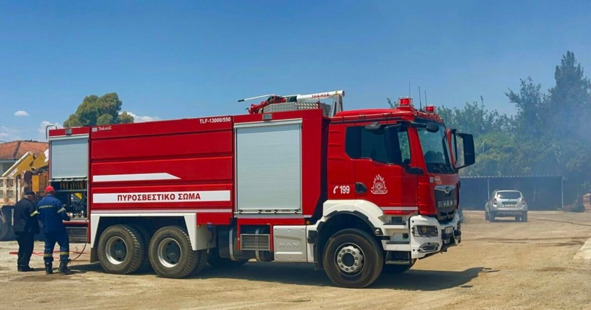 Φωτιά στη Σητεία: Μήνυμα του 112 στον Ξερόκαμπο για ετοιμότητα