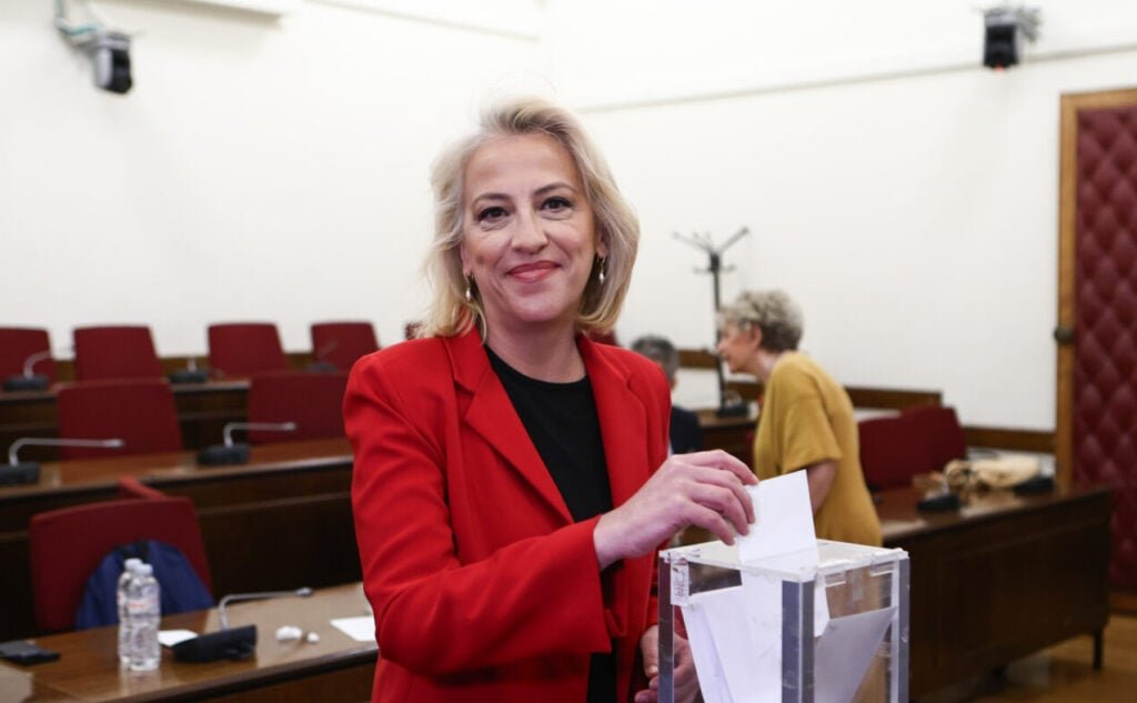 Η Ρένα Δούρου πρόεδρος της ΚΟ του ΣΥΡΙΖΑ – τα επόμενα βήματα