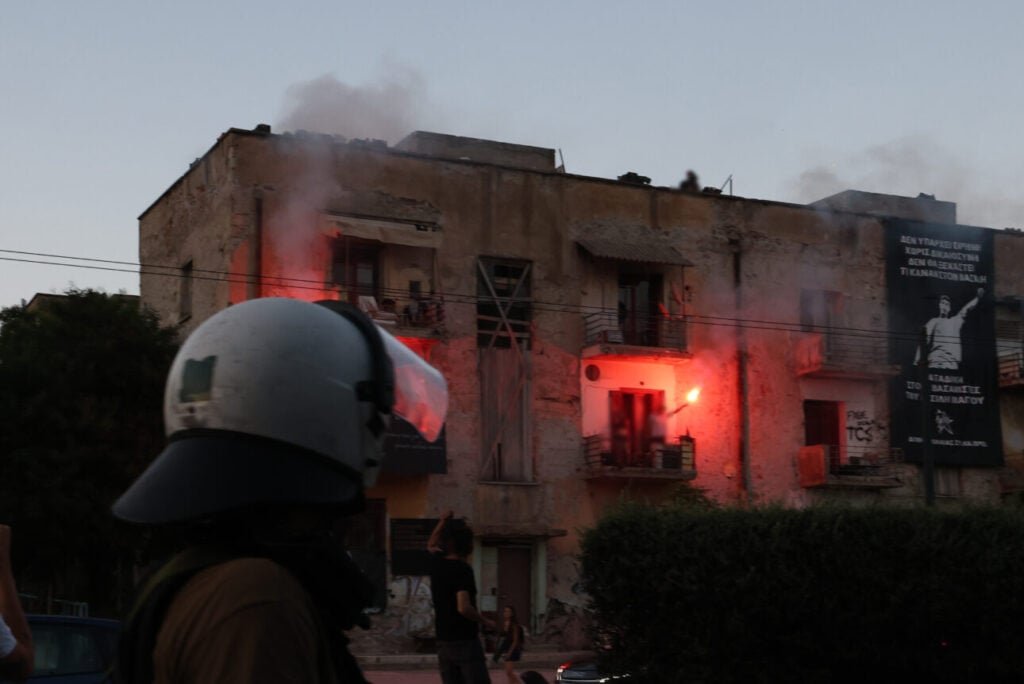 Αποφασισμένη για την εκκένωση των Προσφυγικών η κυβέρνηση – «Το έργο θα προχωρήσει»