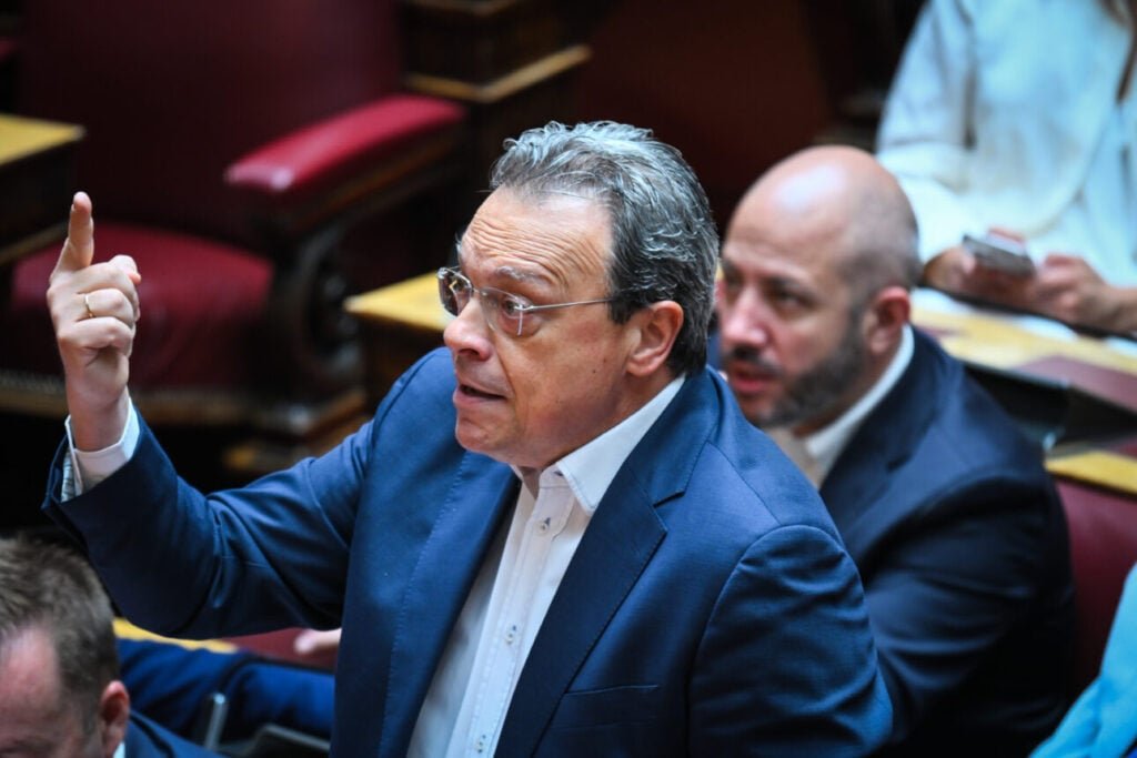 Ανεξαρτητοποιήθηκε και ο Σωκράτης Φάμελλος: «Λυπάμαι, αλλά…»