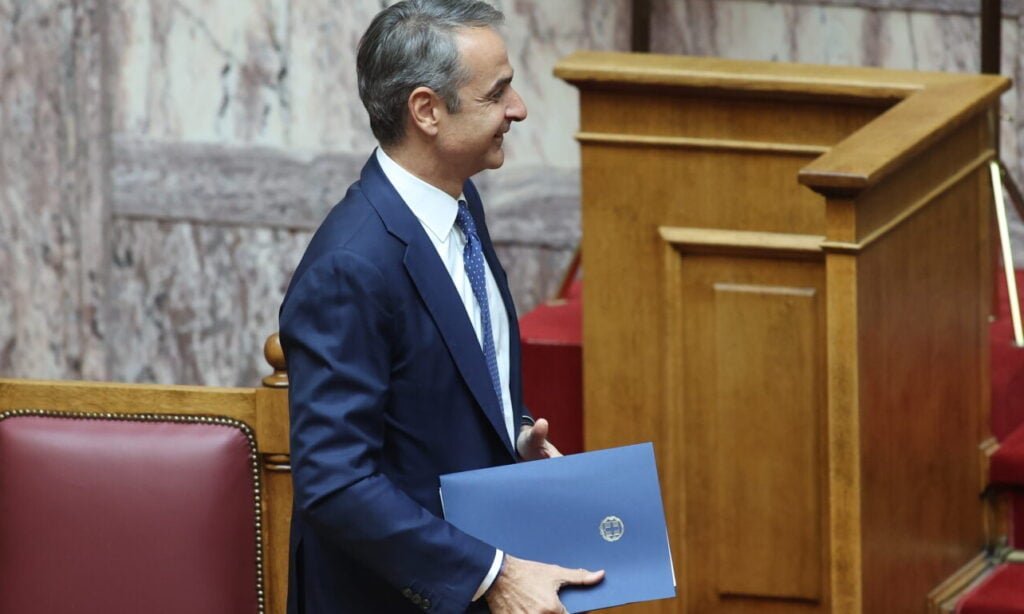 Ενταση στη Βουλή: Αποχώρησε ο Μητσοτάκης, πριν ανέβει στο βήμα η Κωνσταντοπούλου