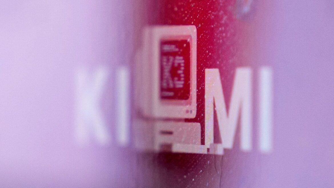 Λευκός Οίκος: Το κινεζικό AI μοντέλο Kimi K3 είναι «παράνομη απομίμηση» του Fable της Anthropic