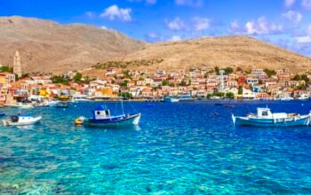 To Διαδραστικό Πάρκο του ΕΚΕΤΑ και το Φωτοβολταϊκό Πάρκο Χάλκης επισκέφτηκε ο Σταύρος Καλαφάτης