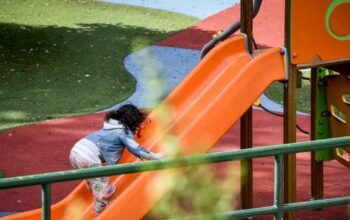 Άδεια και επίδομα μητρότητας: Περισσότερες μητέρες μπαίνουν στην παροχή – Οι 6 αλλαγές