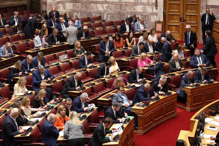 Συνταγματική Αναθεώρηση: Χωρίς συναίνεση η πρώτη ψηφοφορία