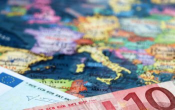 ΕΚΤ: Μέσα στην πεντάδα της ευρωζώνης η Ελλάδα στη χρηματοδότηση των επιχειρήσεων