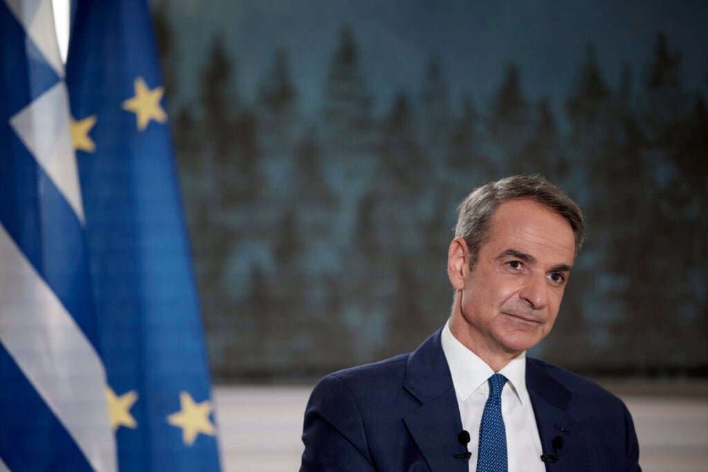 Στο Συντονιστικό Κέντρο ο Μητσοτάκης για την εξέλιξη των πυρκαγιών