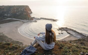Διακοπές χωριστά: Ενίσχυση της σχέσης ή προειδοποιητικό σημάδι; Εξαρτάται!