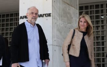 Καρυστιανού για Αυγερινό: «Καλύτερα να αποχωρούν όσοι μας κρατάνε πίσω»