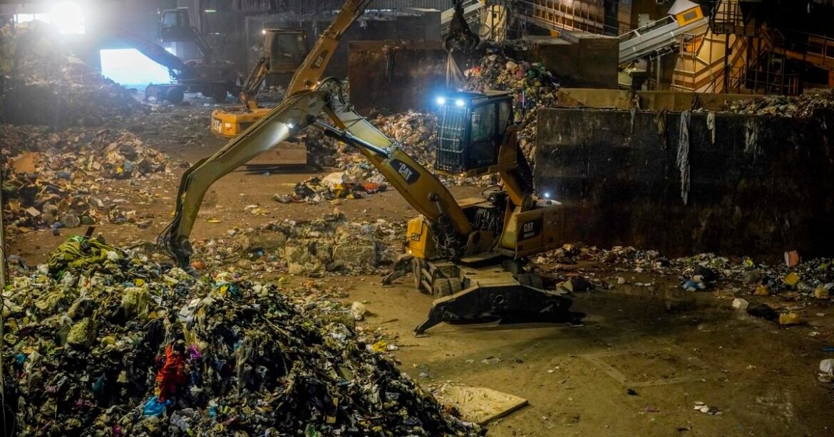 Ιταλία: Κερδισμένο λαχείο του 1 εκατ. ευρώ βρέθηκε στα σκουπίδια – Η απίστευτη επιχείρηση για τον εντοπισμό του