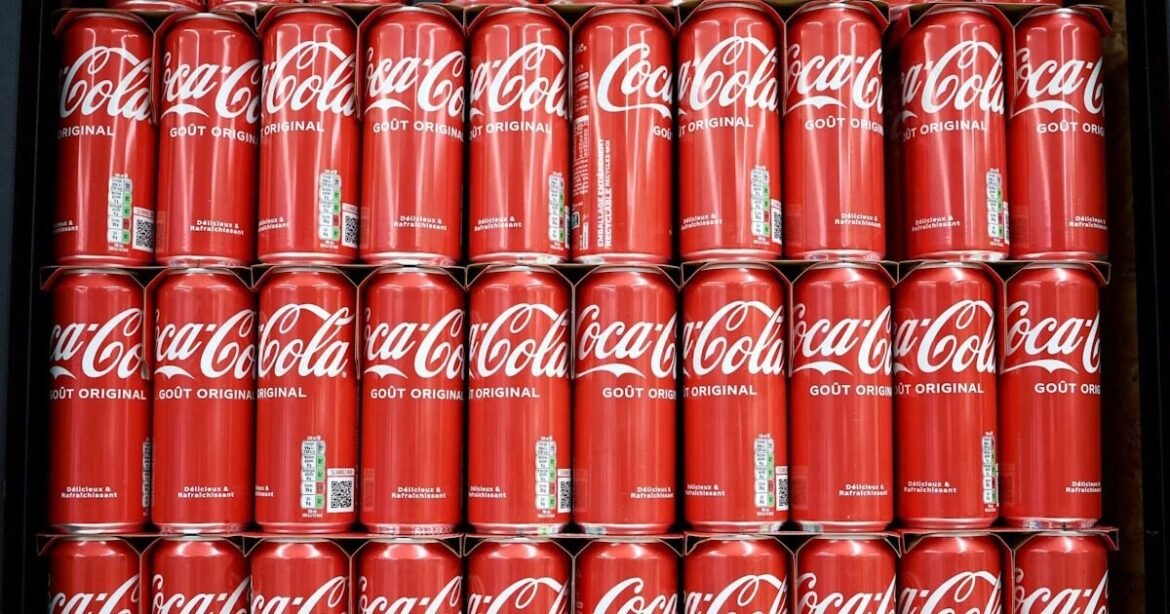 Coca-Cola HBC: Κέρδη 524 εκατ. ευρώ στο α΄ εξάμηνο και αύξηση όγκου πωλήσεων 7,5%