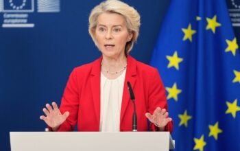 Η ΕΕ δίνει στον Ζελένσκι 1,4 δισ. ευρώ από τα παγωμένα κεφάλαια της Ρωσίας