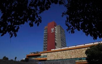 Μεξικό: 58.000 φοιτητές ξαναδίνουν εξετάσεις επειδή έγραψαν… άριστα