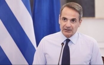 Ο Μητσοτάκης στην ΑΑΔΕ για το myAGRO: Η χώρα δεν μπορεί να είναι άλλο αιχμάλωτη του ρουσφετιού