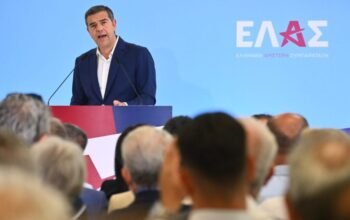 Τρέχει να (τους) προλάβει ο Τσίπρας στη ΔΕΘ