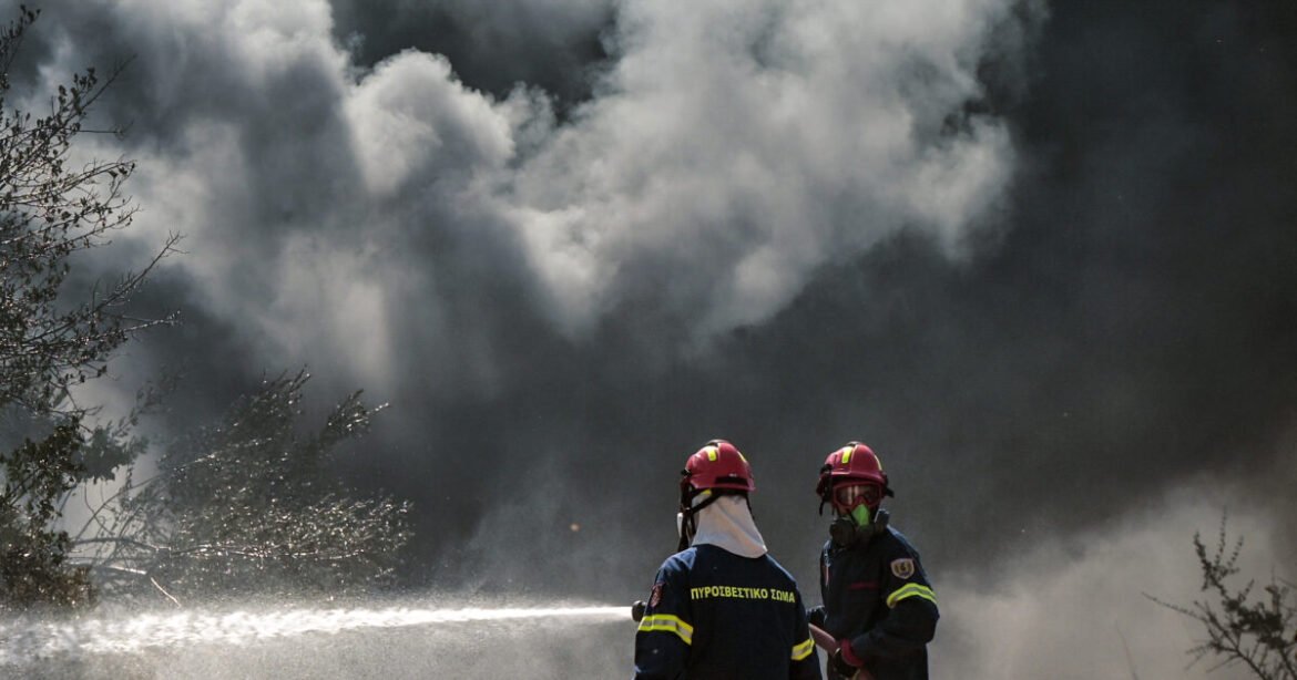 Οριοθετήθηκε η φωτιά στο Νότιο Πήλιο: Είχε σταλεί μήνυμα από το 112 για ετοιμότητα