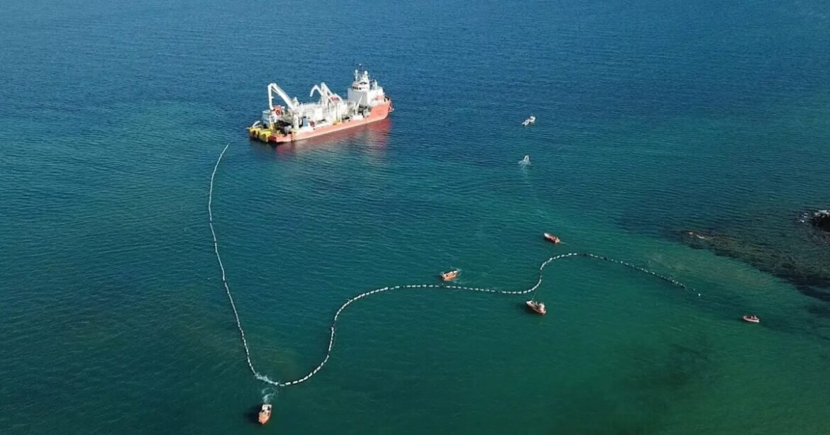 H Hellenic Cables aνέλαβε έργο 1,5 δισ. ευρώ από τον ΑΔΜΗΕ για διασύνδεση Κορίνθου–Κω