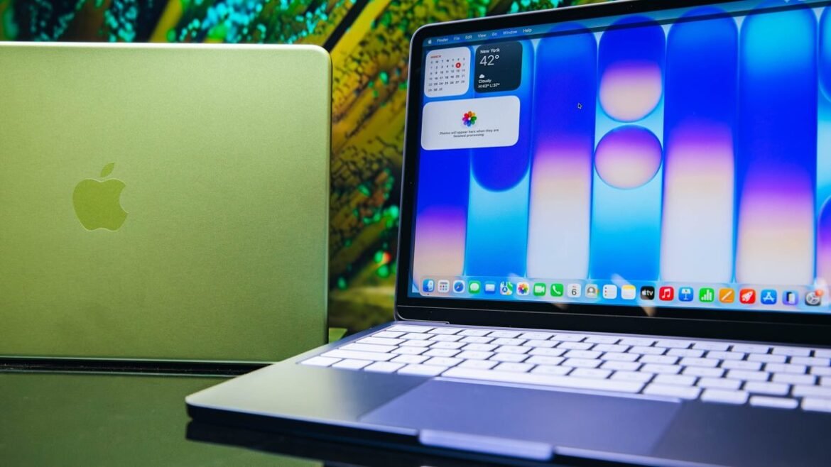 Lenovo IdeaPad Vibe: Το laptop που ετοιμάζεται να «χτυπήσει» το MacBook Neo