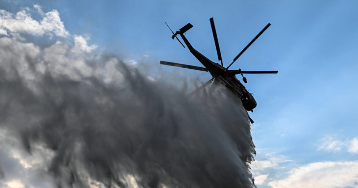 Φωτιά στο Τεμπλόνι Κέρκυρας: Μήνυμα 112, σηκώθηκαν 7 εναέρια μέσα