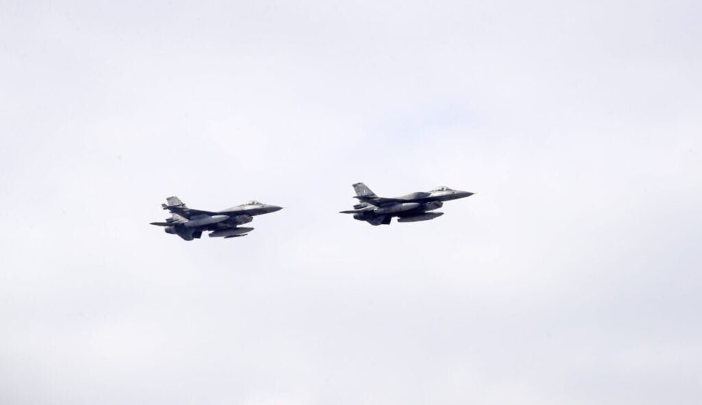 Ανεβάζει την ένταση η Αγκυρα: Μαζικές παραβιάσεις από τουρκικά αεροσκάφη στο Αιγαίο