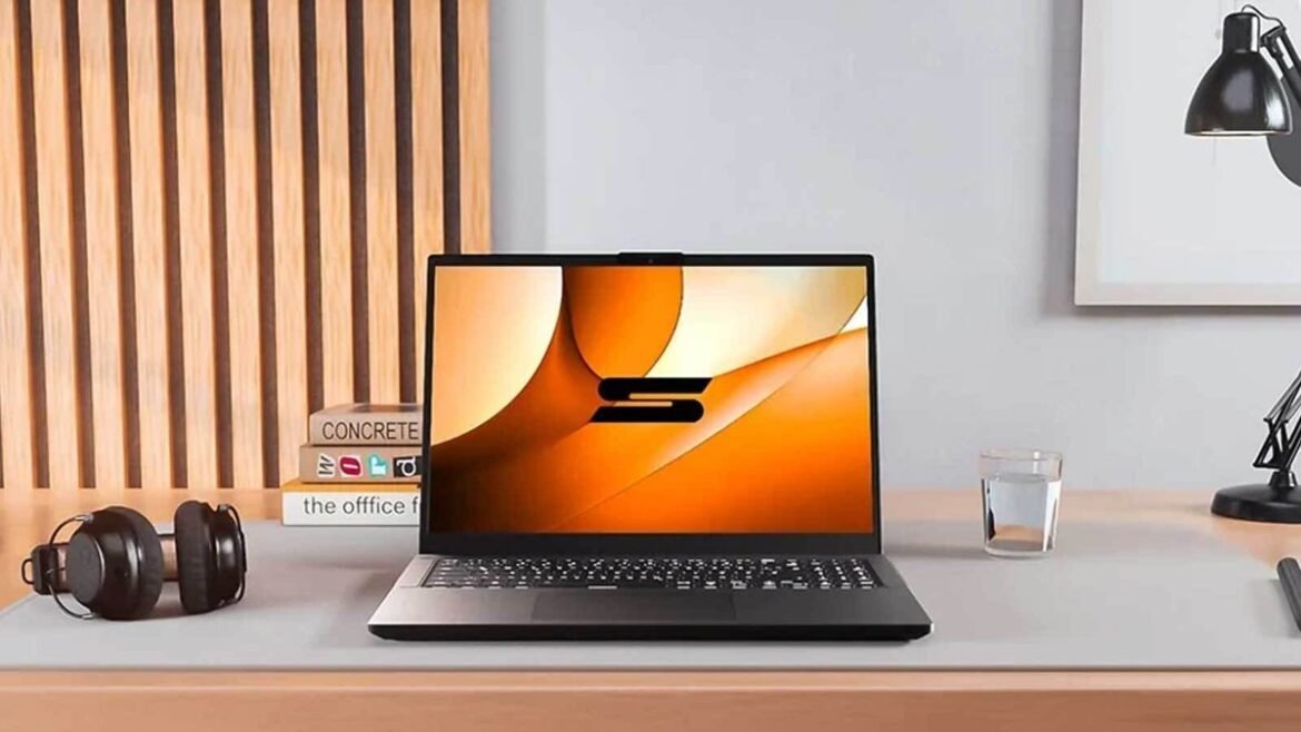 Schenker Element 16: Το laptop που προσφέρει έως και 72GB RAM και απαντά στις ακριβές μνήμες
