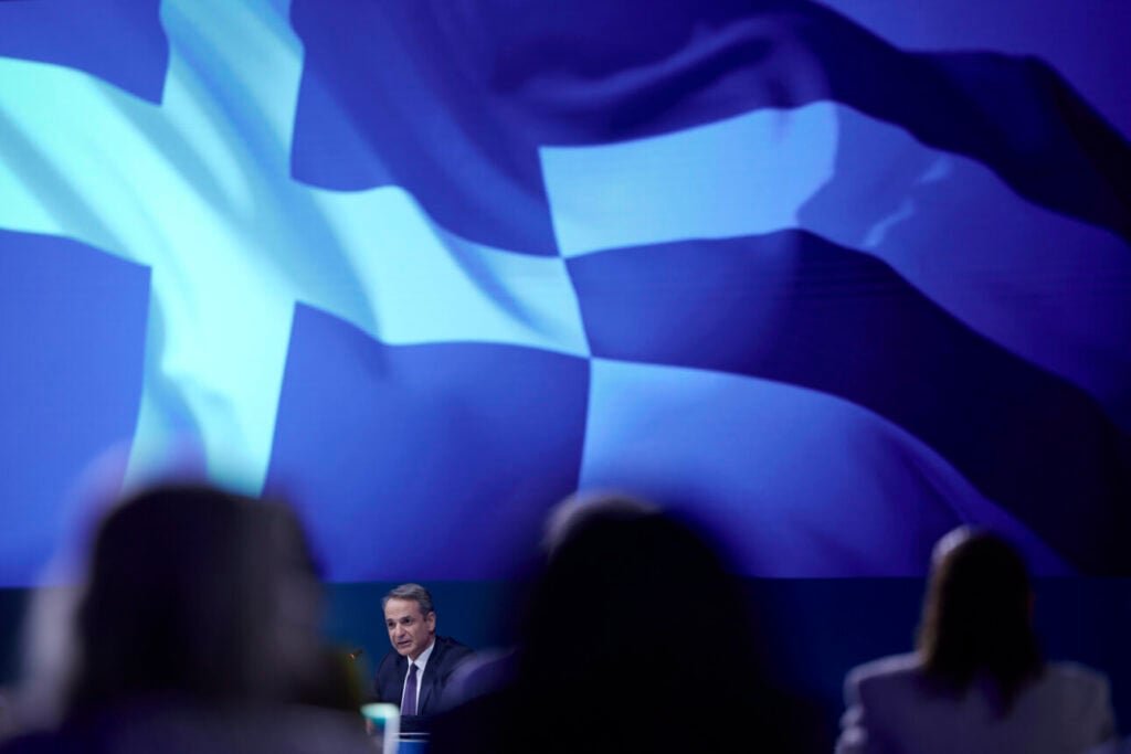Σε ποιους θα μοιραστεί το –παχύ– πακέτο της ΔΕΘ – Δεν καταργείται το τεκμαρτό για τους ελεύθερους επαγγελματίες