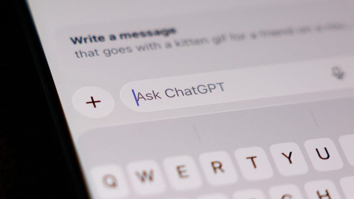 ChatGPT: Τώρα μπορείτε να συνδέσετε πολλαπλούς λογαριασμούς Google ταυτόχρονα