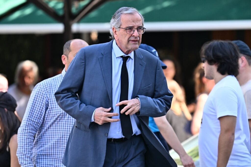 «“Αρρεν”, “Θήλυ”, “Αλλο”, “Ακαθόριστο”!» στον ΕΟΠΥΥ: Νέα επίθεση Σαμαρά σε Μητσοτάκη για woke ατζέντα