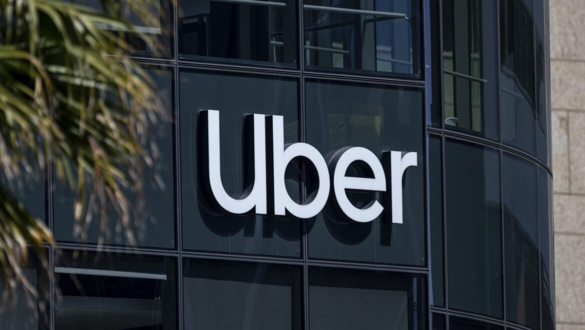 Uber: Απολύει το 10% του προσωπικού της και καταργεί την τηλεργασία για επενδύσεις στα ρομποταξί