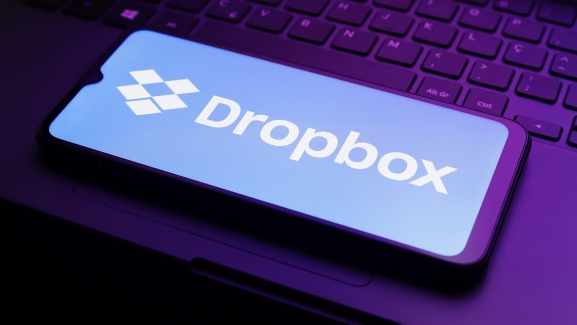 Παραβίαση στο Dropbox: Χάκερ εισέβαλε σε 5.000 λογαριασμούς μέσω ευπάθειας του Lenovo ID