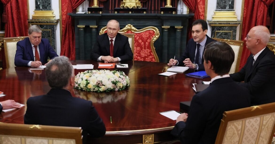 Ουκρανία: Τρίωρο «παζάρι» Πούτιν με τους απεσταλμένους του Τραμπ – Τι συζητήθηκε στο Κρεμλίνο