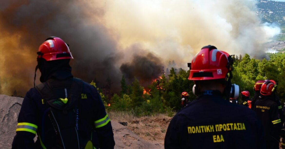 Φωτιά στη Δράμα στην περιοχή Πλατανιά: Επιχειρούν 4 αεροσκάφη