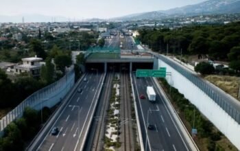 Τροχαίο στην Αττική Οδό: Διακοπή κυκλοφορίας στο ρεύμα προς αεροδρόμιο μετά την έξοδο Ασπροπύργου