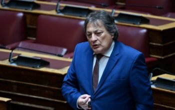 Μετά τις συνεργασίες η «αυτονομία» του ΠΑΣΟΚ: Δύο δηλώσεις Αυλωνίτη μέσα σε λίγες ώρες