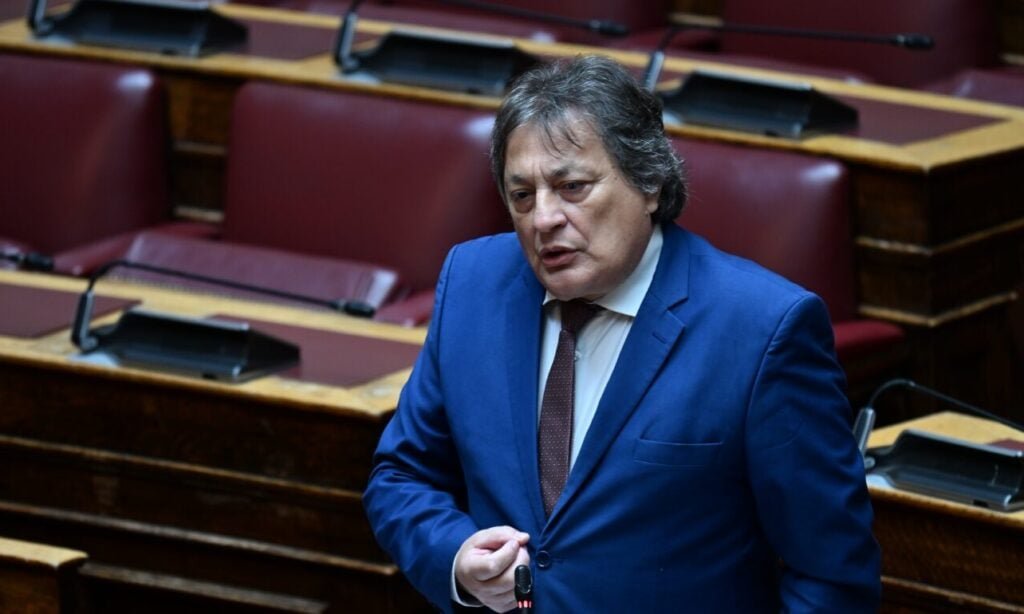 Μετά τις συνεργασίες η «αυτονομία» του ΠΑΣΟΚ: Δύο δηλώσεις Αυλωνίτη μέσα σε λίγες ώρες