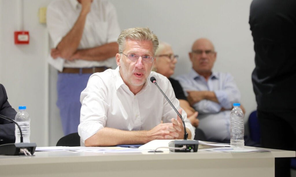 Σκέρτσος: Γιατί η Ελλάδα τα πάει καλύτερα από τη Γερμανία