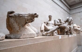 Αρθρο-μήνυμα του Μητσοτάκη στον Guardian για τα Γλυπτά του Παρθενώνα
