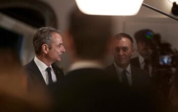 Συνάντηση Μητσοτάκη με θεσμικούς επενδυτές: Πόλος έλξης το ελληνικό success story