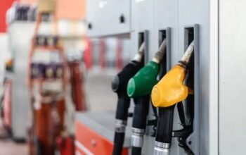 Καύσιμα: Τι δείχνουν τα μειωμένα έσοδα από ΕΦΚ στο 8μηνο – Πρόβλεψη για νέα άνοδο τιμών